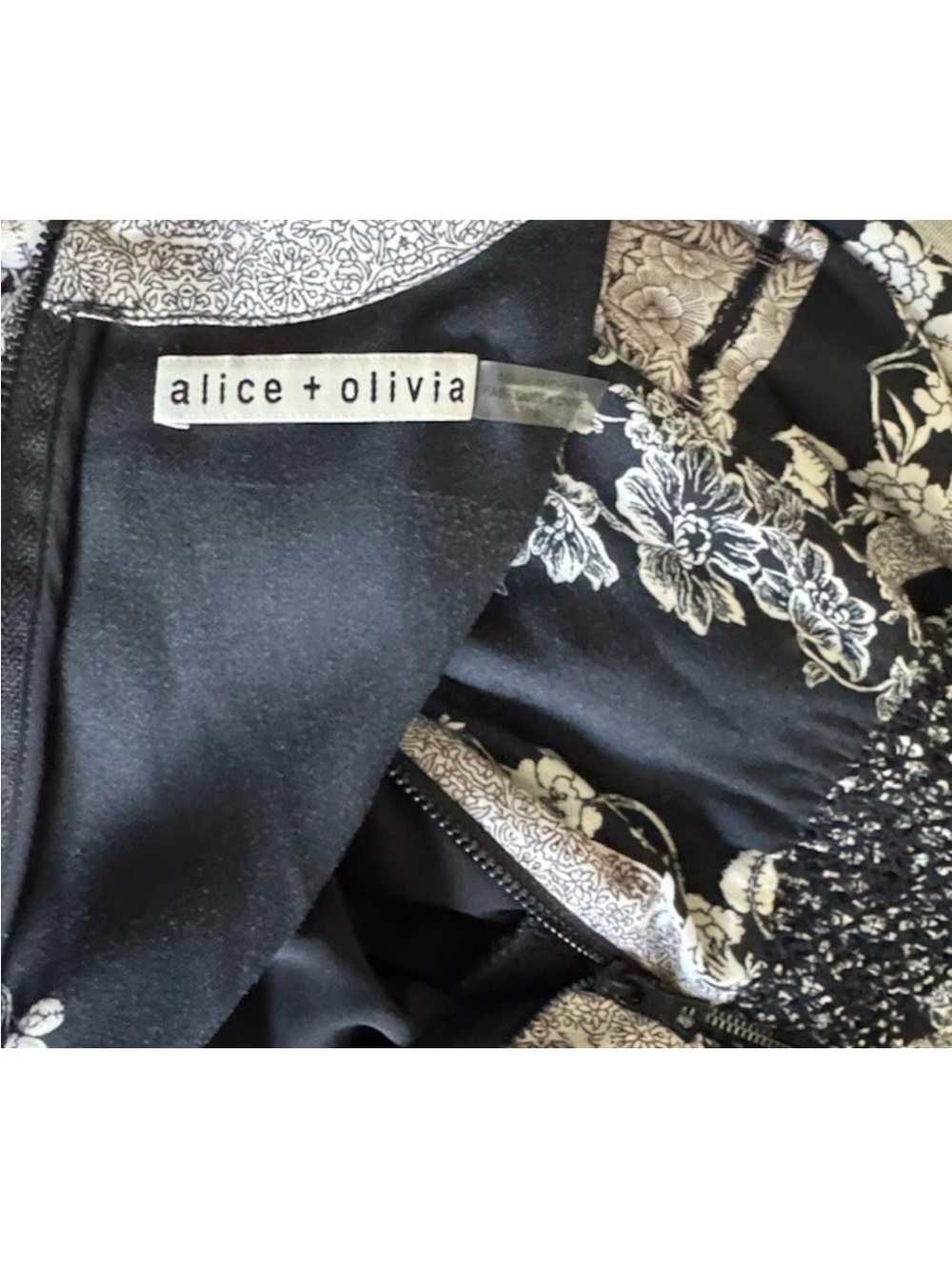 Alice + Olivia Senna Floral Romper Playsuit Shorts 4 Black Cream Tassels Fall - Picture 6 of 9